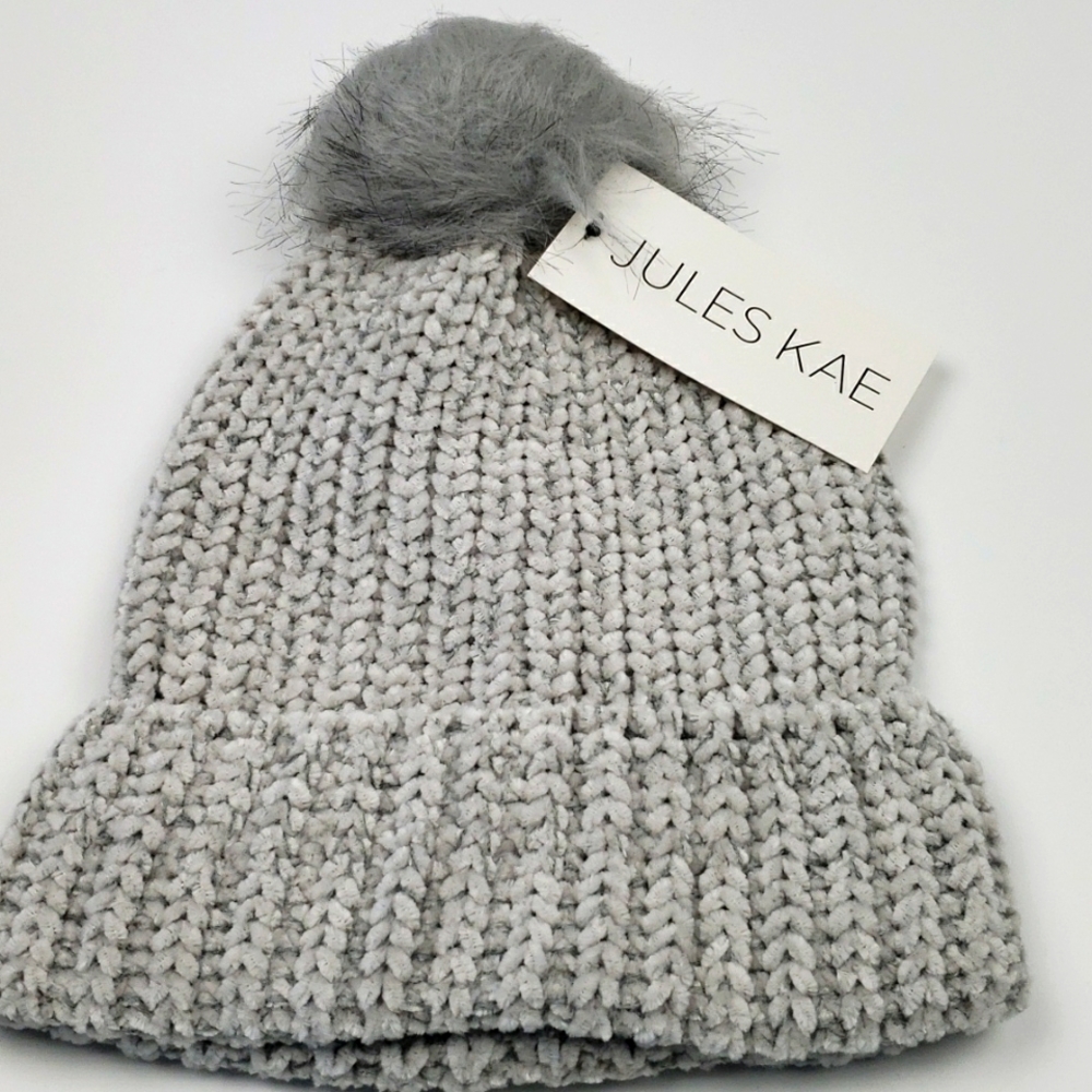 Jules Kae Pom Beanie NWT Dove Gray PETA Approved